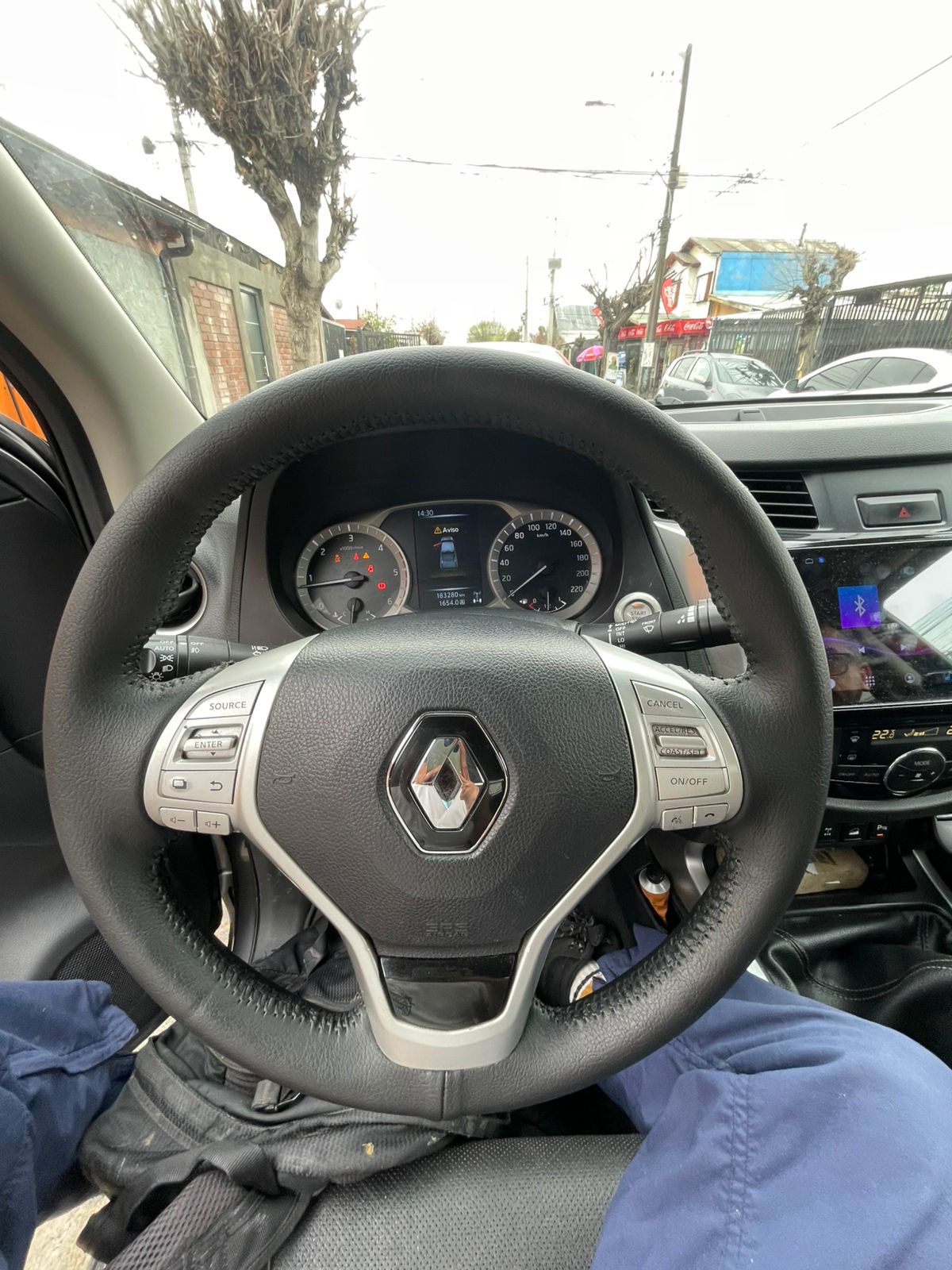tapizado de volante de coche tapizado de volante de cuero en santiago monocromatico