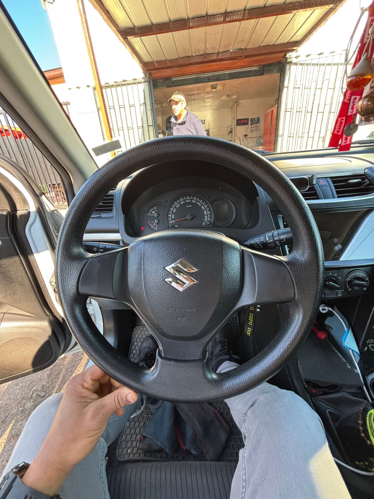 tapizado timon de auto tapizar timon cuero en santiago monocromatico